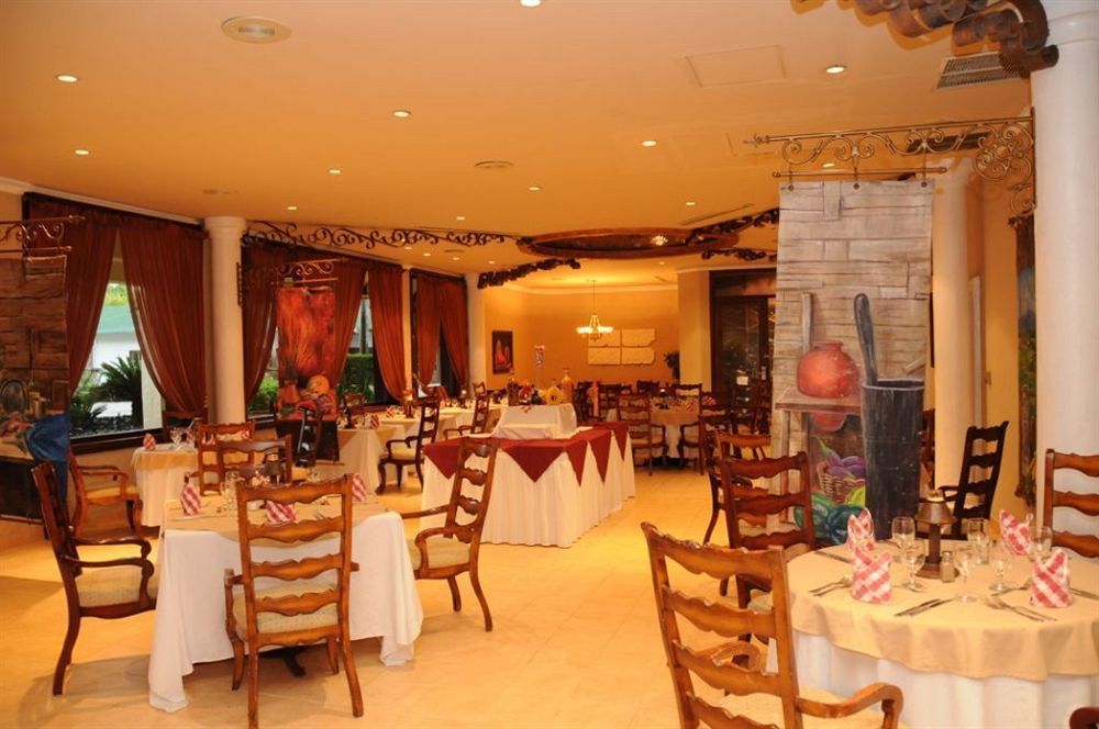 Coral Costa Caribe Beach Resort Juan Dolio Exterior foto